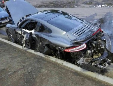 Βίντεο: Πήρε για test drive μια Porsche 911 και την ... διέλυσε!